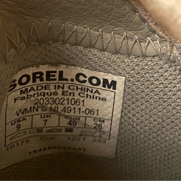 Sorel Womens Shoes - Picture 3 of 4